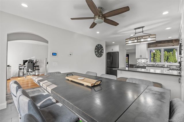 2 Meadow Lane, New Rochelle, NY 10805