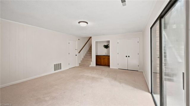 159 Charlotte Place, Advance, NC 27006