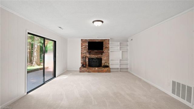 159 Charlotte Place, Advance, NC 27006