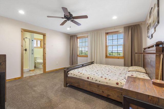 5365 S 125th Road, Morrisville, MO 65710