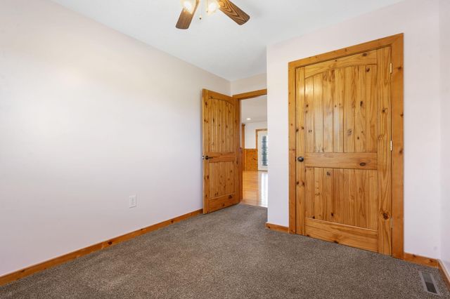 5365 S 125th Road, Morrisville, MO 65710