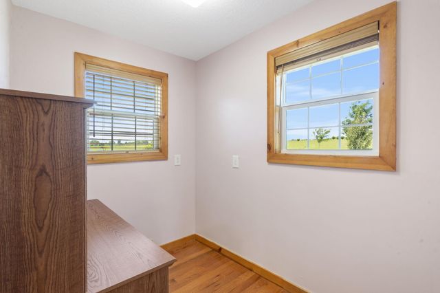 5365 S 125th Road, Morrisville, MO 65710