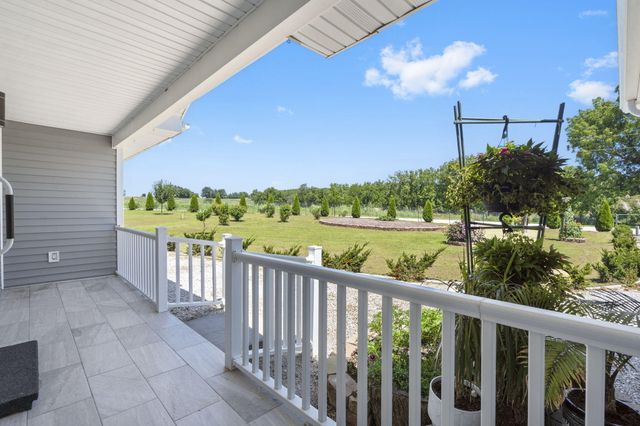 5365 S 125th Road, Morrisville, MO 65710