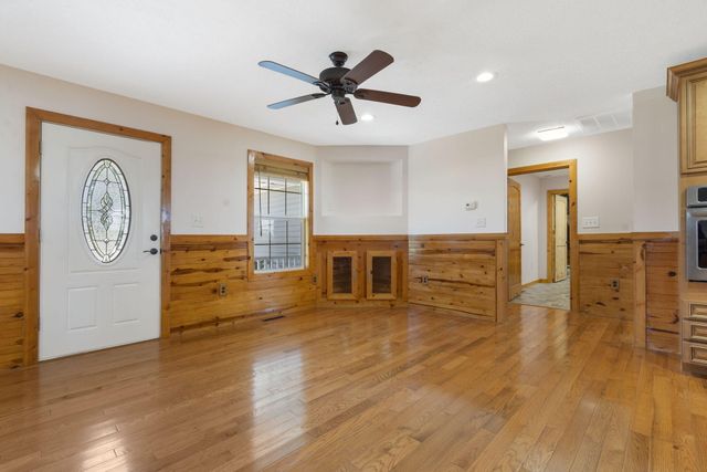 5365 S 125th Road, Morrisville, MO 65710