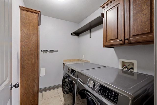 115 Cherry St, Tatum, TX 75691