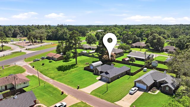 115 Cherry St, Tatum, TX 75691