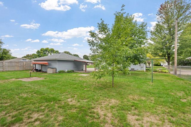 11561 Kumquat Street NW, Coon Rapids, MN 55448