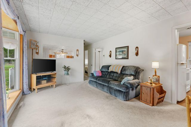 11561 Kumquat Street NW, Coon Rapids, MN 55448