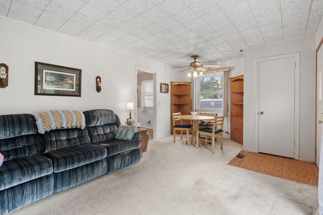 11561 Kumquat Street NW, Coon Rapids, MN 55448