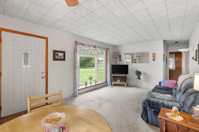 11561 Kumquat Street NW, Coon Rapids, MN 55448