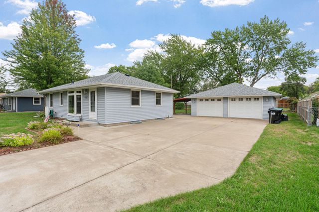 11561 Kumquat Street NW, Coon Rapids, MN 55448