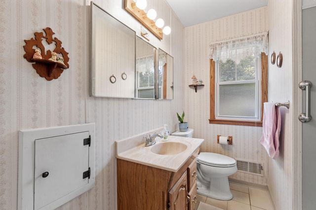 11561 Kumquat Street NW, Coon Rapids, MN 55448