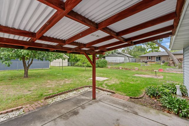 11561 Kumquat Street NW, Coon Rapids, MN 55448