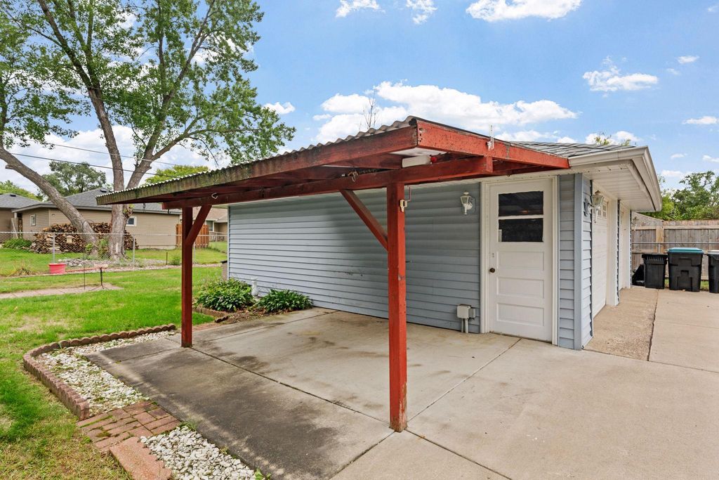 11561 Kumquat Street NW, Coon Rapids, MN 55448 — photo 5
