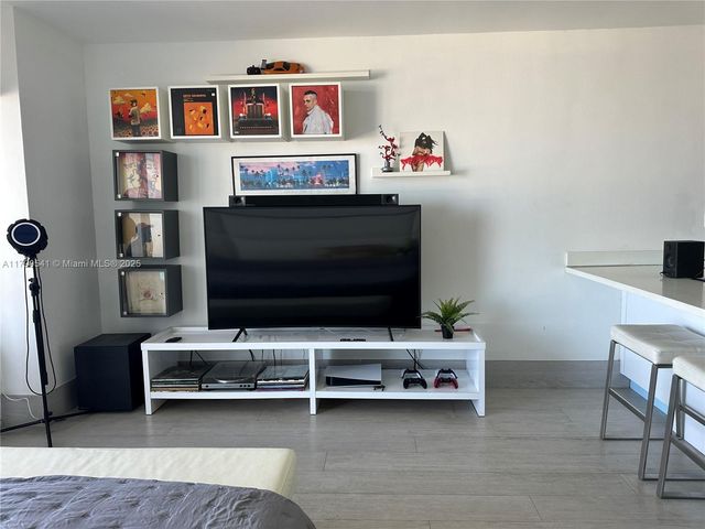 555 NE 15th St 508, Miami, FL 33132