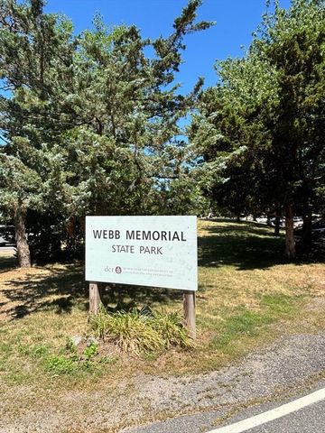 300 River St 11, Weymouth, MA 02191