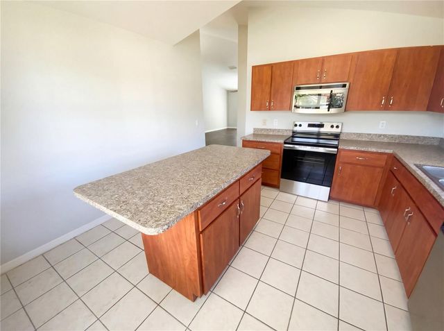 25241 SEVEN RIVERS CIRCLE, Land O Lakes, FL 34639