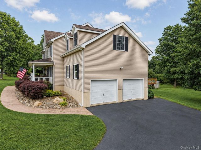 135 Pirog Road, Pine Bush, NY 12566