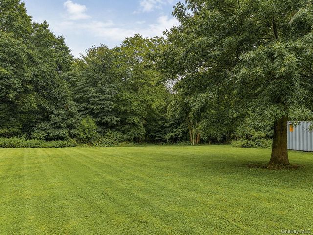 135 Pirog Road, Pine Bush, NY 12566