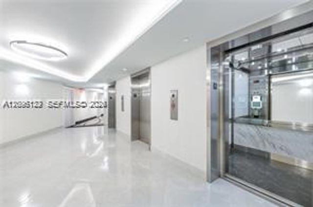 3180 S Ocean Drive 814, Hallandale Beach, FL 33009