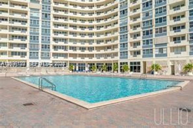 3180 S Ocean Drive 814, Hallandale Beach, FL 33009
