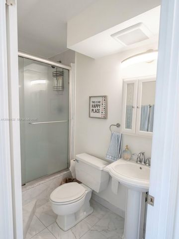 3180 S Ocean Drive 814, Hallandale Beach, FL 33009