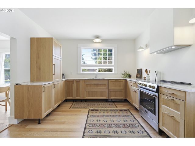 135 Se EVANS St, Mc Minnville, OR 97128