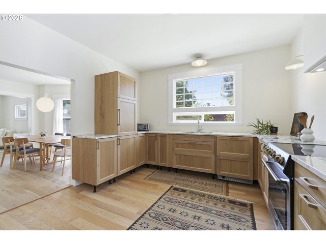 135 Se EVANS St, Mc Minnville, OR 97128
