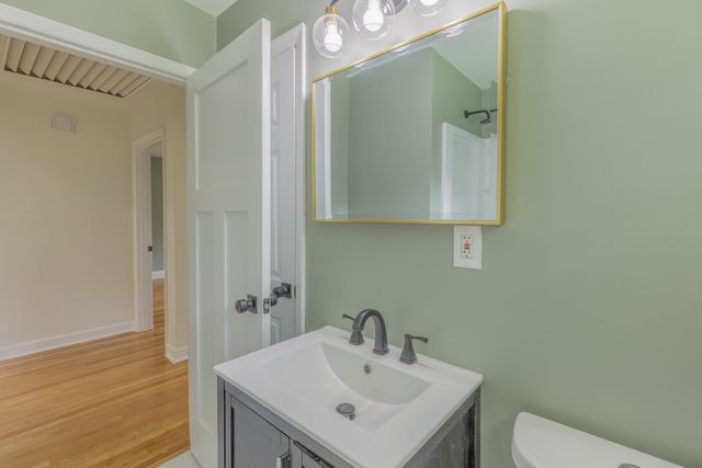 1012 W Lewis Street, Rossville, GA 30741