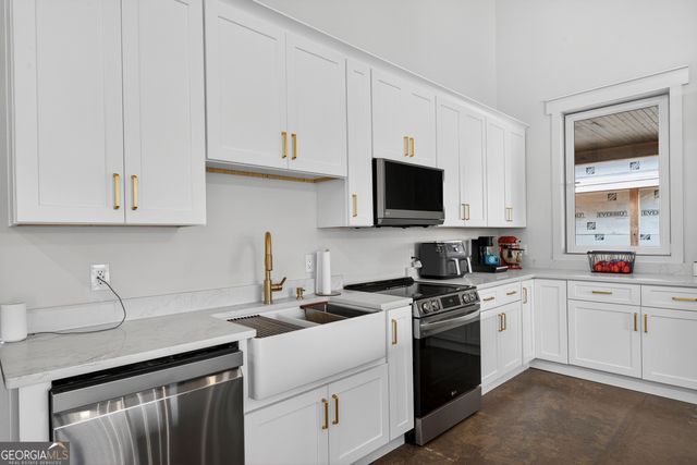 1570 Eley Road, White Plains, GA 30678