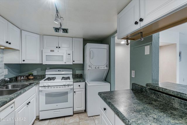 3750 N Country Club Rd Apt 5, Tucson, AZ 85716