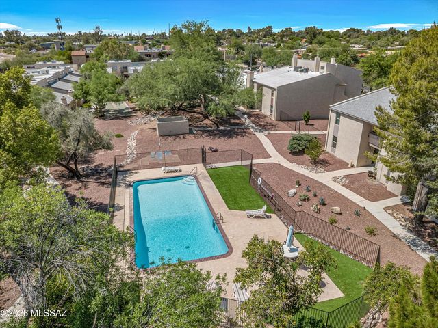3750 N Country Club Rd Apt 5, Tucson, AZ 85716