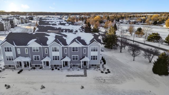 6640 Linden Trail A, Wonder Lake, IL 60097