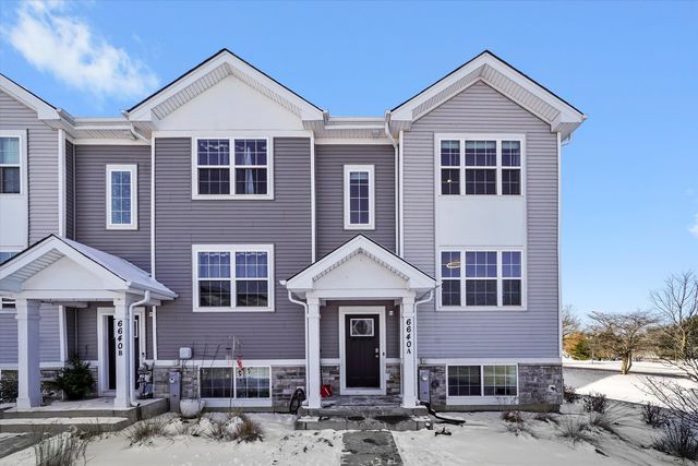 6640 Linden Trail A, Wonder Lake, IL 60097