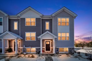 6640 Linden Trail A, Wonder Lake, IL 60097