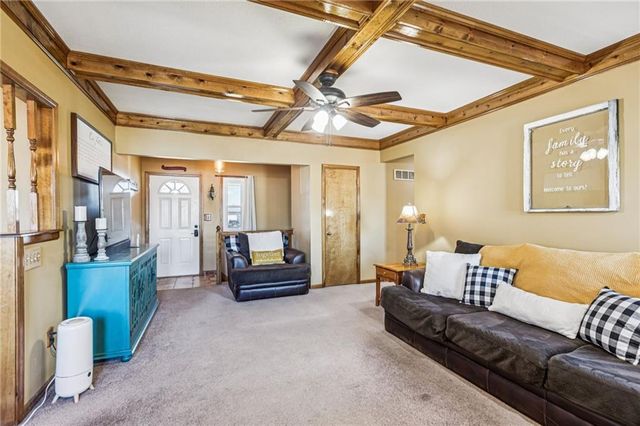 704 Feldspar Street, Kearney, MO 64060