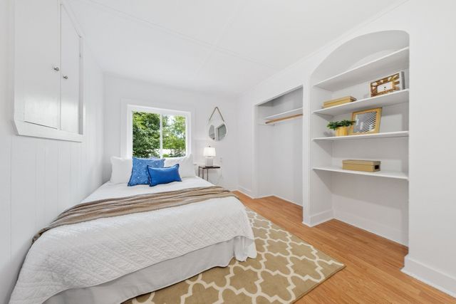 15 Friendship St, Billerica, MA 01821