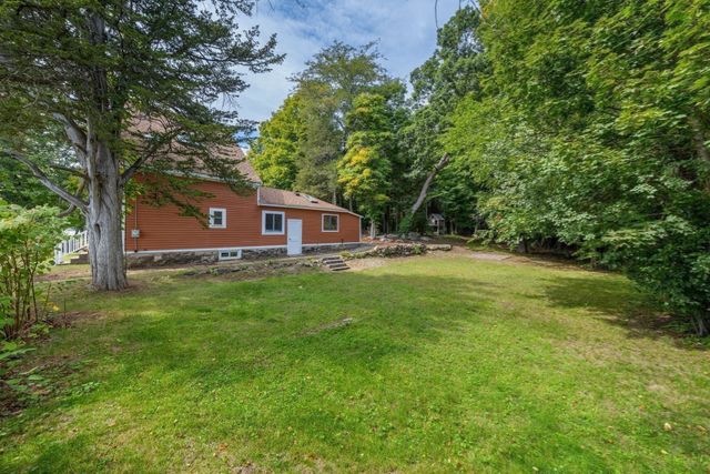 15 Friendship St, Billerica, MA 01821