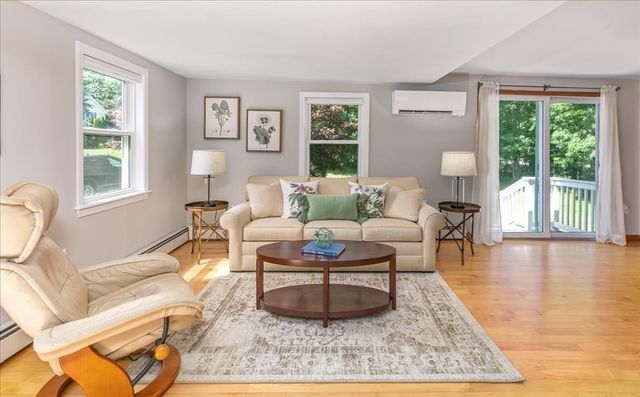 19 Mcdonald Rd, Wilmington, MA 01887