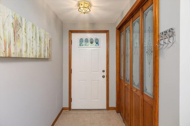 19 Mcdonald Rd, Wilmington, MA 01887