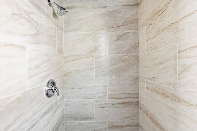 204 E 30th ST 201, Austin, TX 78705