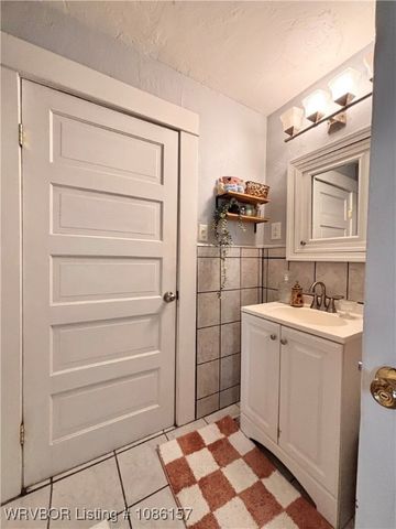 1214 N 34th Street, Fort Smith, AR 72904