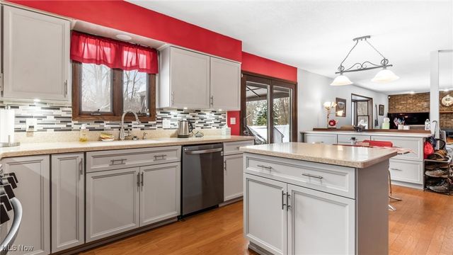 3830 Michael Lane, Zanesville, OH 43701