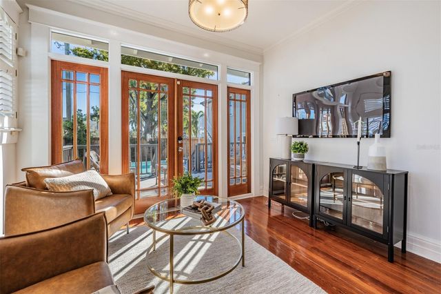 1008 S DAKOTA AVENUE, Tampa, FL 33606