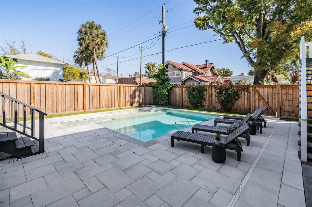 Image 44 of property listing at 1008 S DAKOTA AVENUE, Tampa, FL 33606