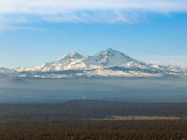 864 Highland View Loop, Redmond, OR 97756