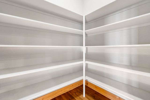 864 Highland View Loop, Redmond, OR 97756