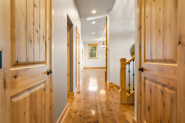 864 Highland View Loop, Redmond, OR 97756