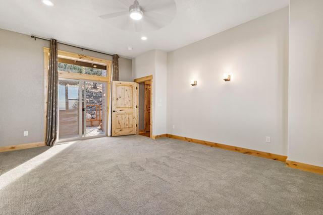 864 Highland View Loop, Redmond, OR 97756