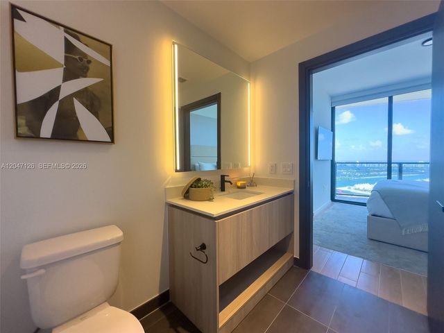 398 NE 5th St 4210, Miami, FL 33132